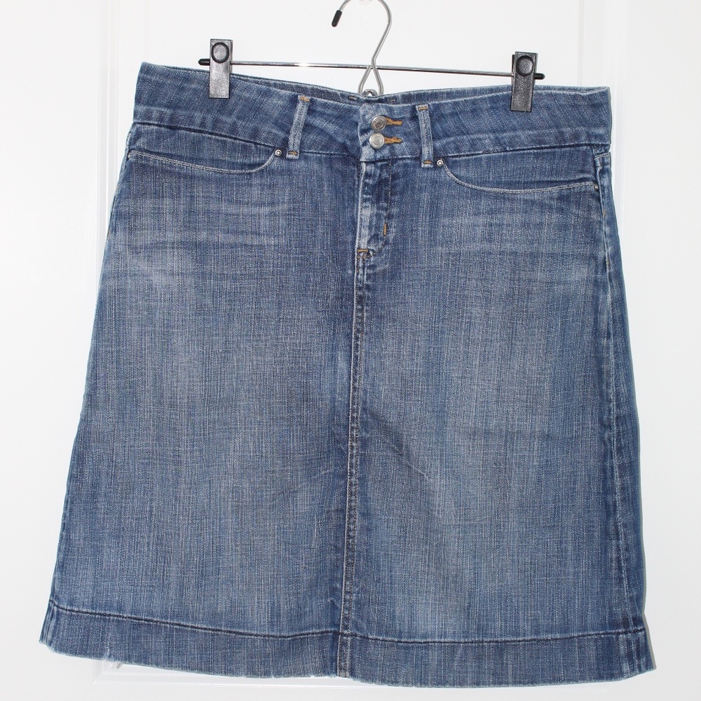 Blue Denim Style Skirt | Size 10 | Banana Republic